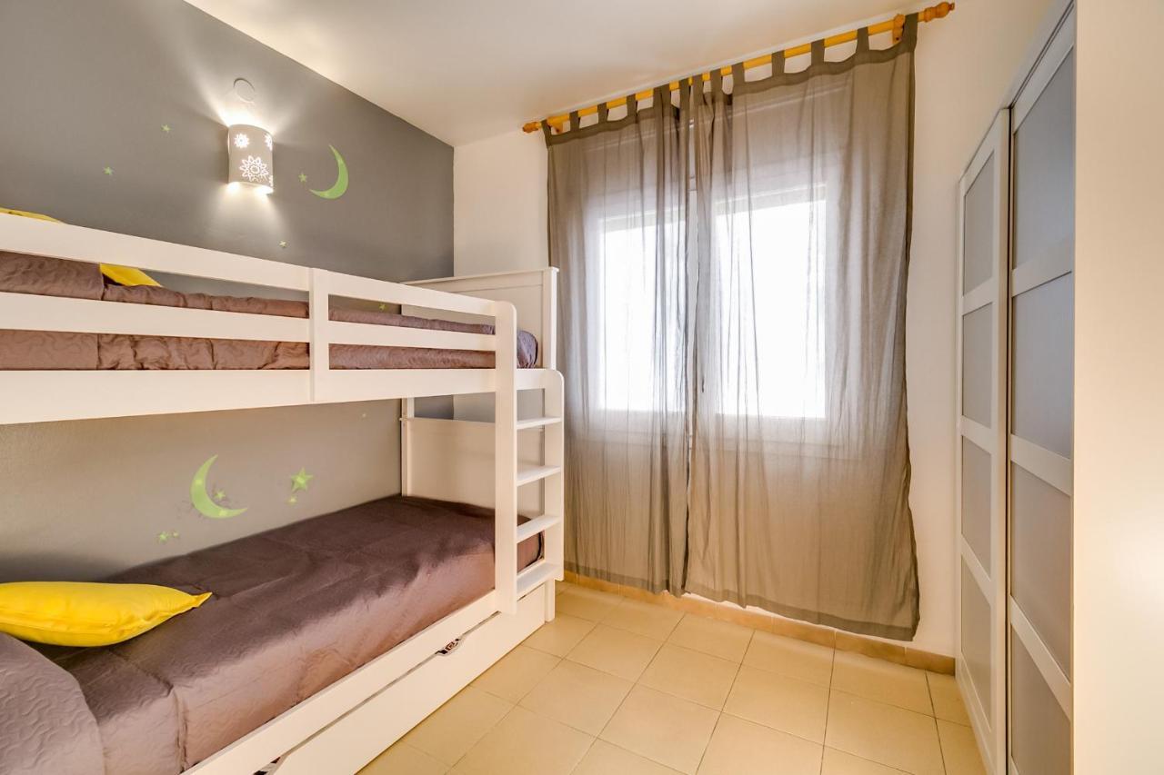 Vivalidays Edurne Apartment Бланес Екстериор снимка