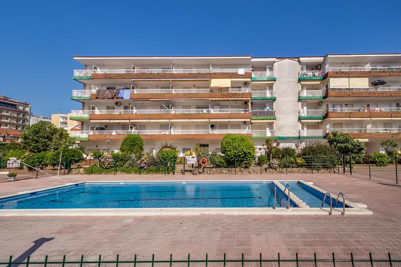 Vivalidays Edurne Apartment Бланес Екстериор снимка